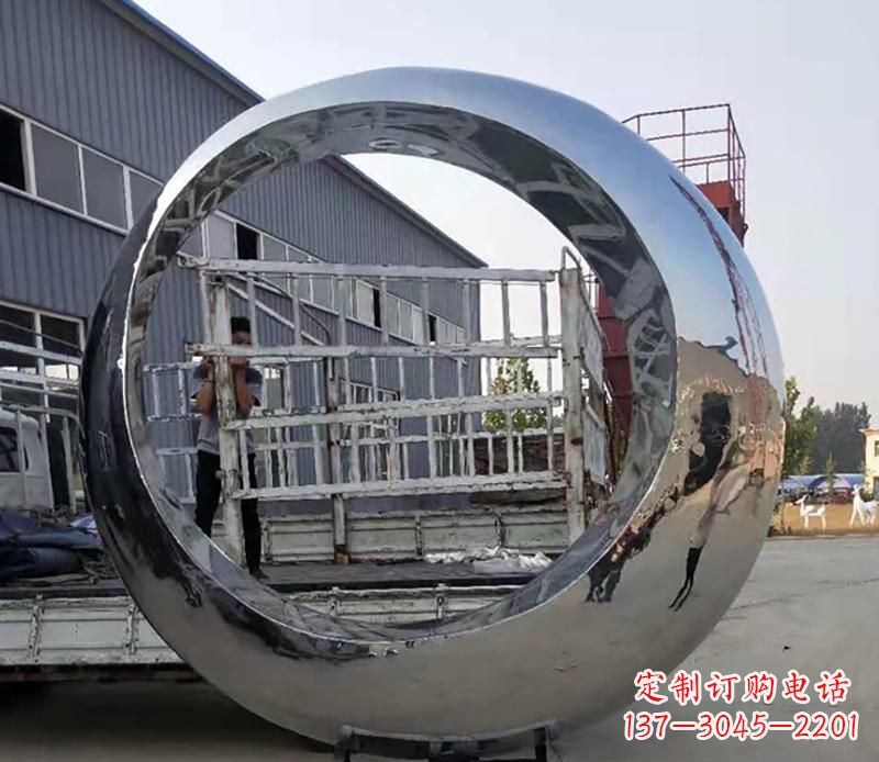 广场不锈钢镜面球景观雕塑