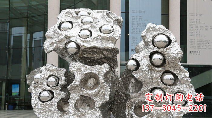 广场不锈钢莲蓬雕塑