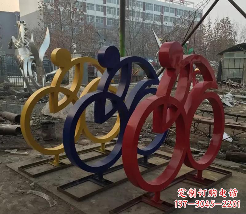 广场不锈钢骑自行车人物景观雕塑