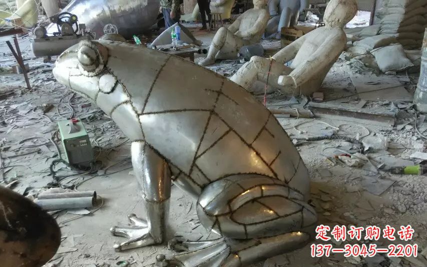 中领雕塑精美不锈钢青蛙动物雕塑 中领雕塑精美不锈钢青蛙动物雕塑