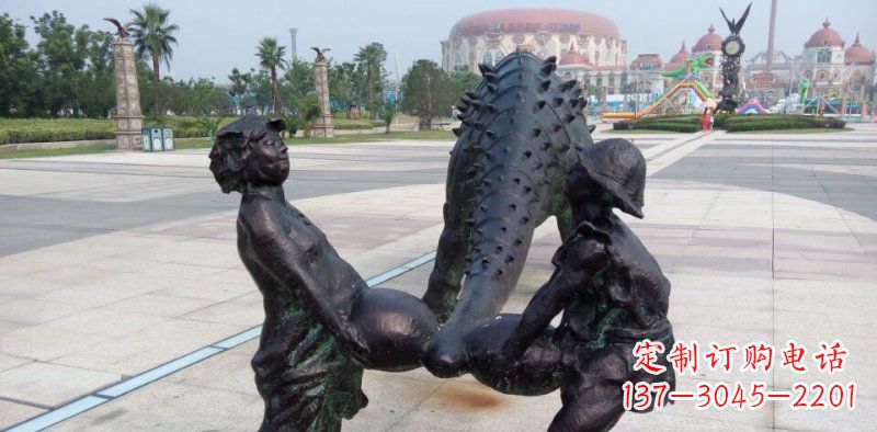 广场抽象恐龙和小孩景观铜雕