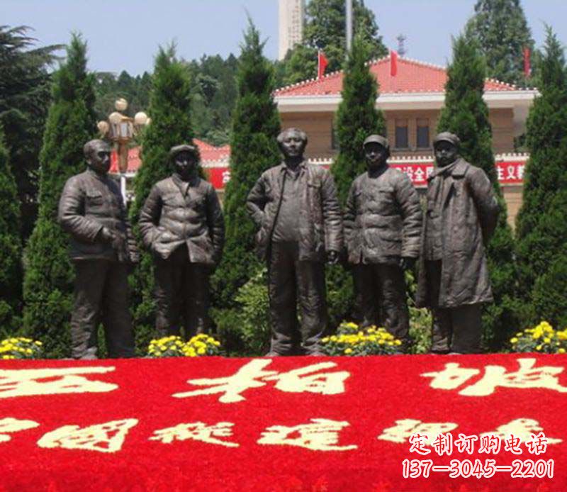 广场东方人物铜雕
