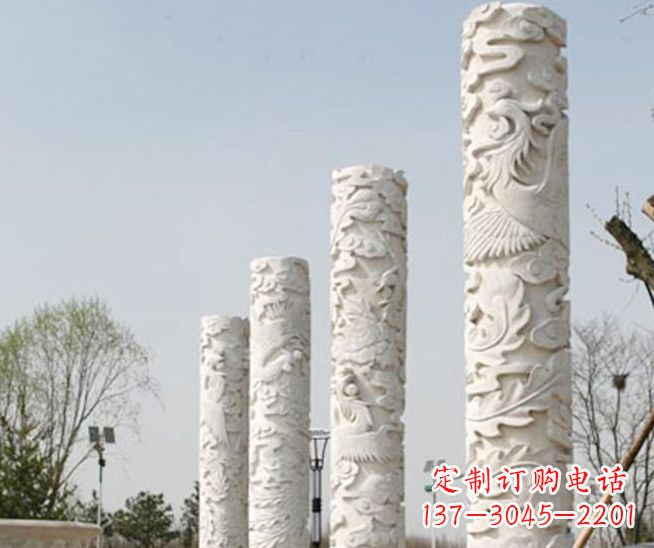 广场凤凰浮雕龙柱景观石雕
