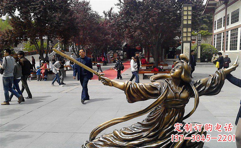 广场古代美女舞剑人物铜雕