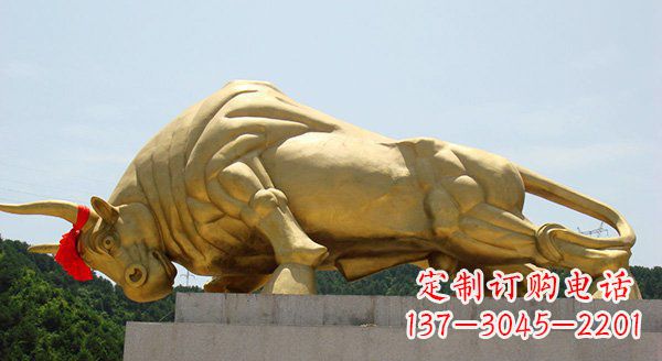 广场黄铜奔牛铜雕