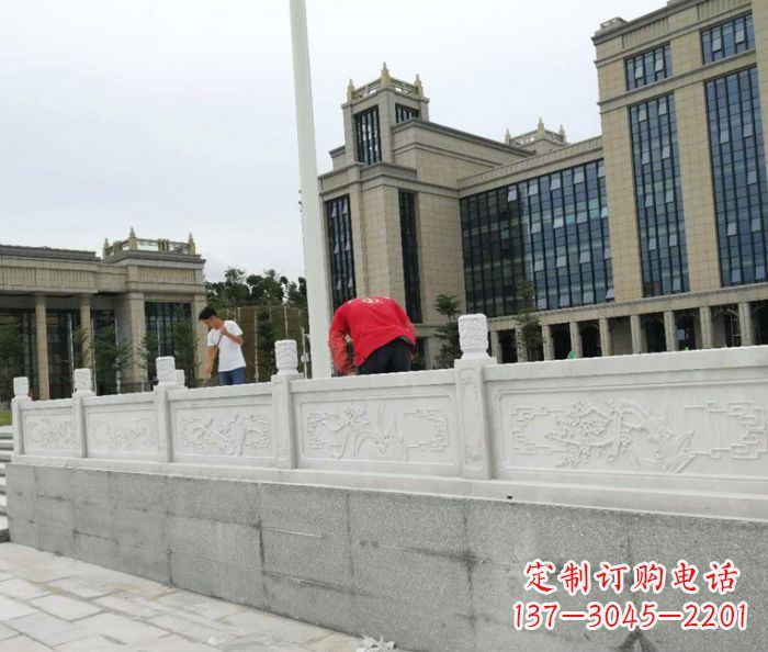 广场景观大理石栏板雕塑 (2) 广场景观大理石栏板雕塑 (2)