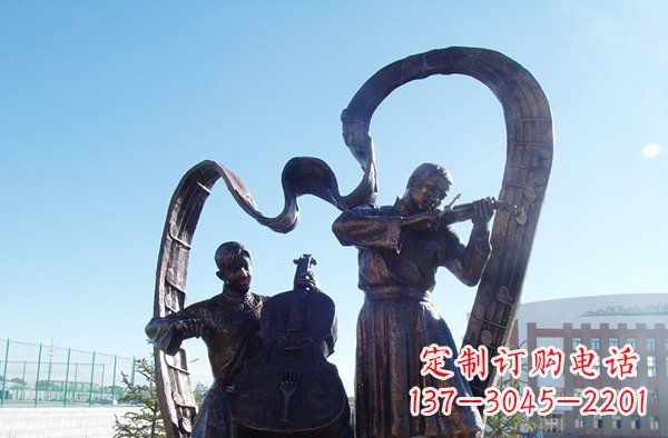 广场拉提琴人物奏乐铜雕