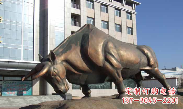 广场拓荒牛铜雕