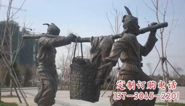 广场挑扁担人物铜雕