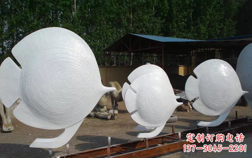 广场鱼不-锈-钢-雕-塑- (2)