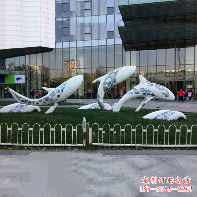 海豚玻璃钢城市景观雕塑-城市街道绿地装饰动物摆件