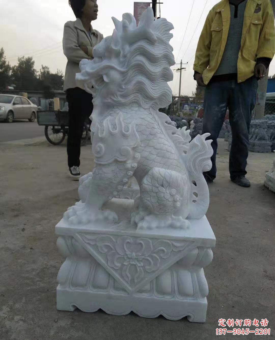 汉白玉门口古代神兽镇宅麒麟雕塑 汉白玉门口古代神兽镇宅麒麟雕塑