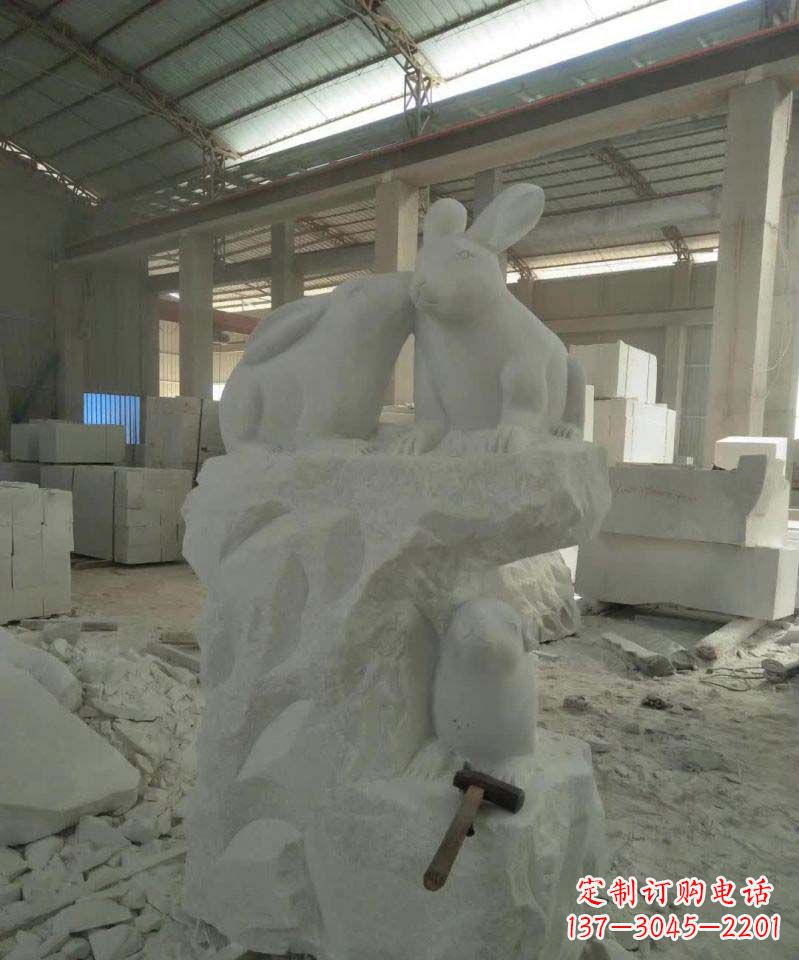 汉白玉生肖兔雕塑