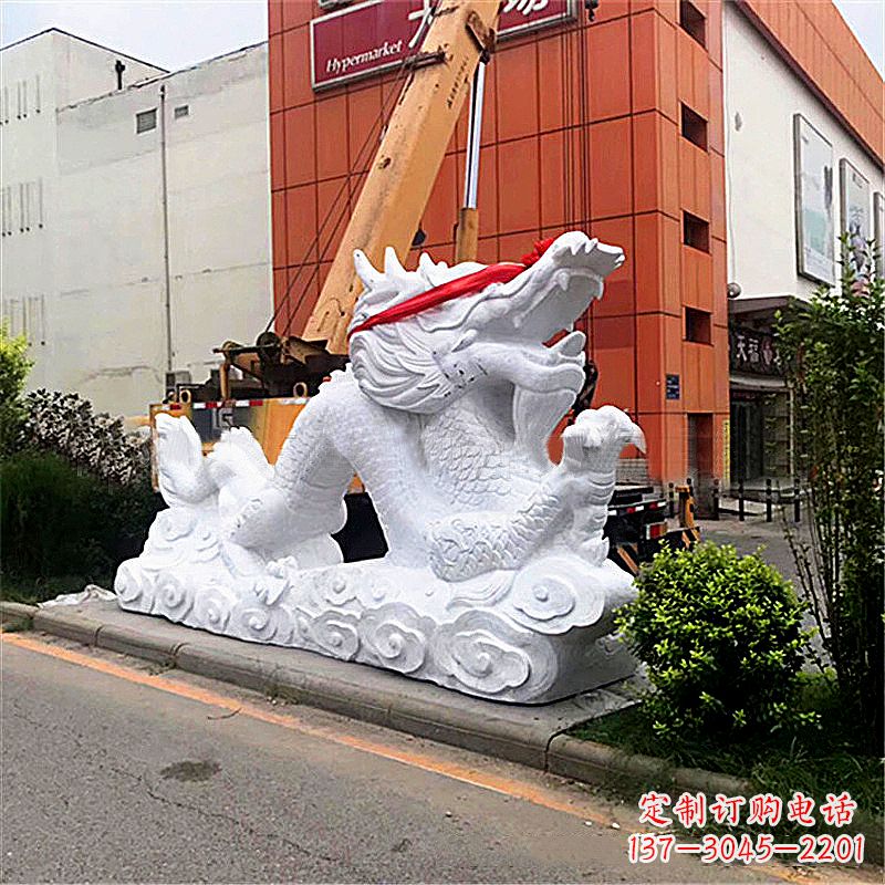 汉白玉石雕龙