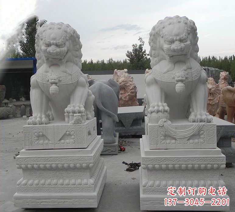 汉白玉守门狮子雕塑