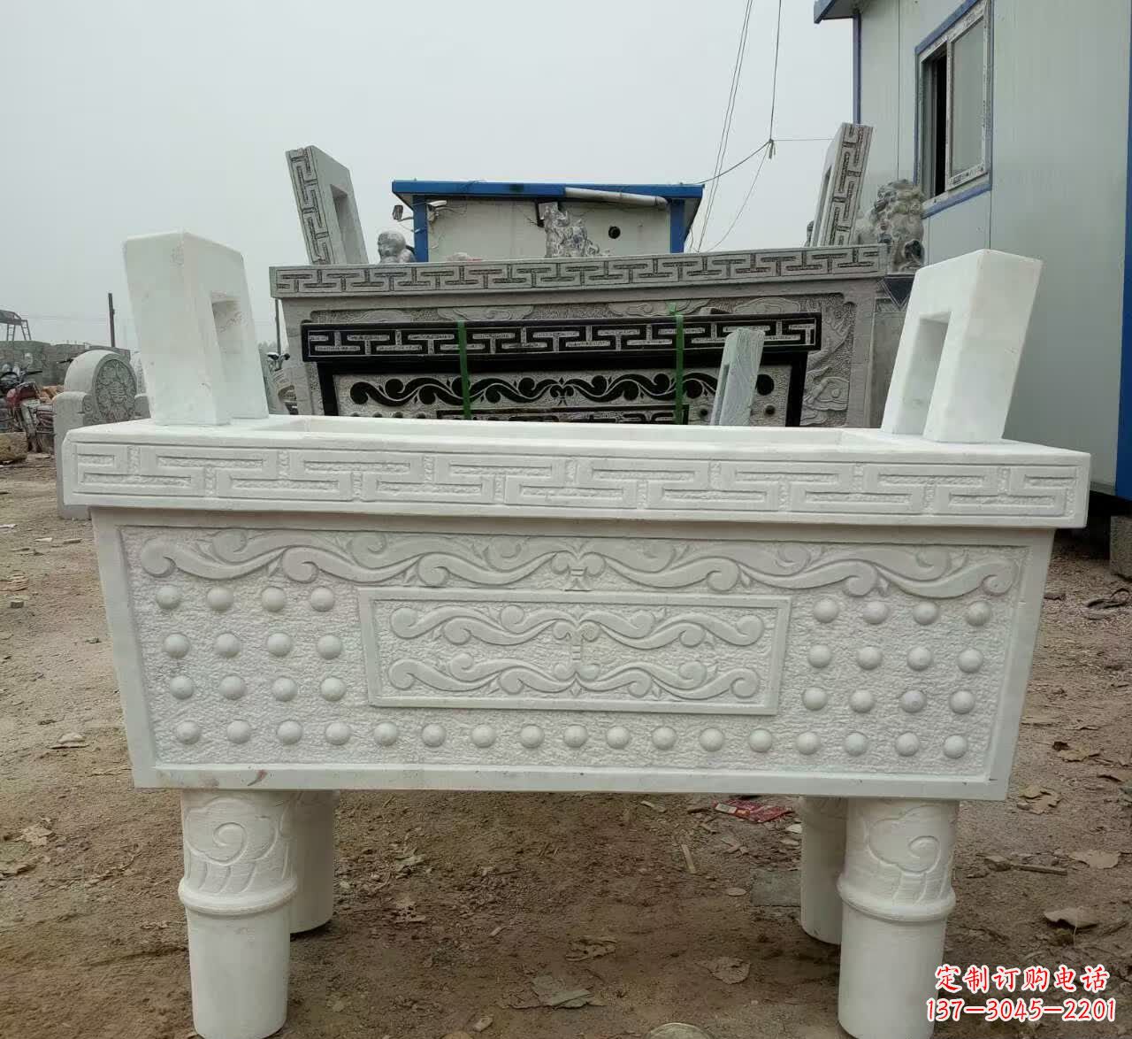 汉白玉香炉石雕 (2) 汉白玉香炉石雕 (2)