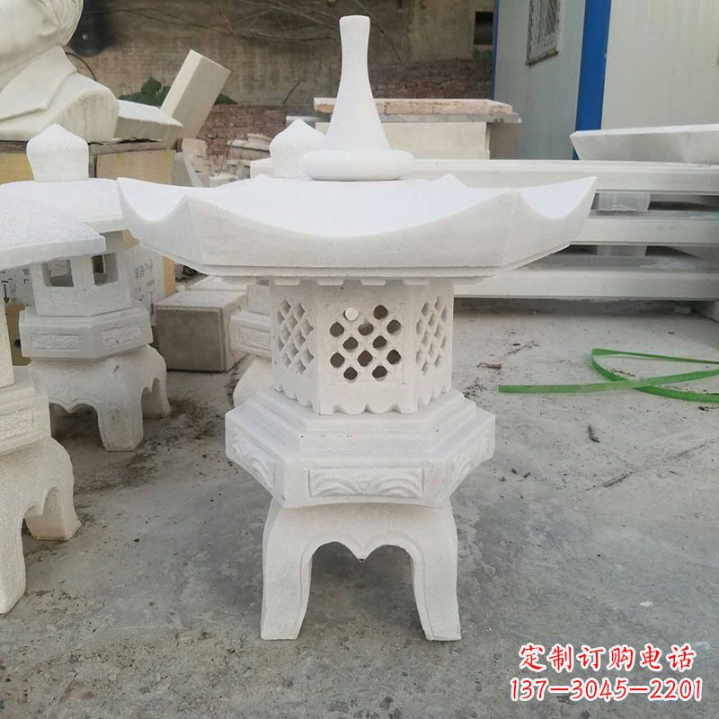 汉白玉中式石雕灯笼