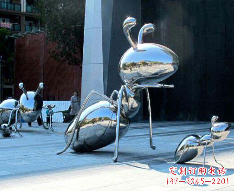 户外镜面不锈钢蚂蚁雕塑