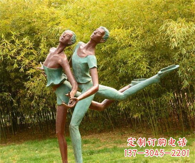 花样滑冰人物铜雕