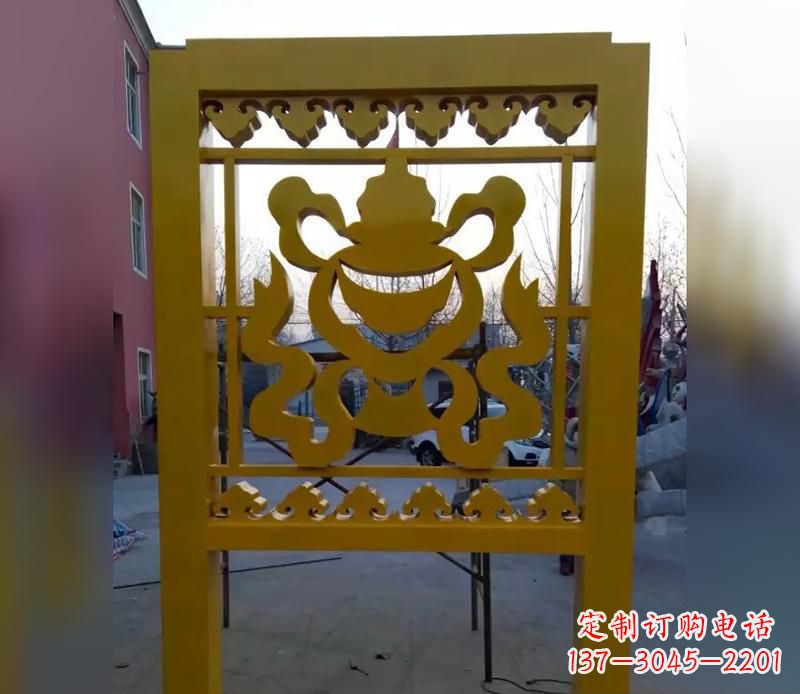 黄色不锈钢剪纸雕塑