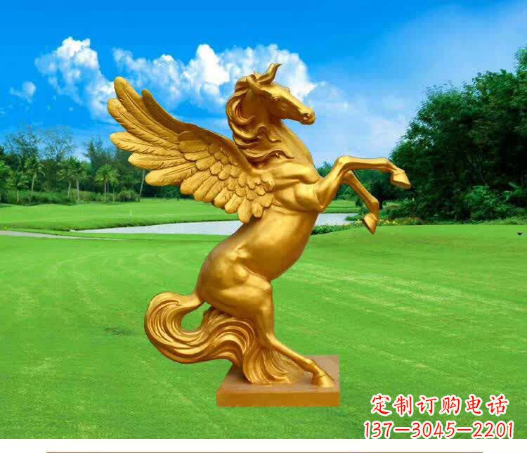黄铜马雕塑