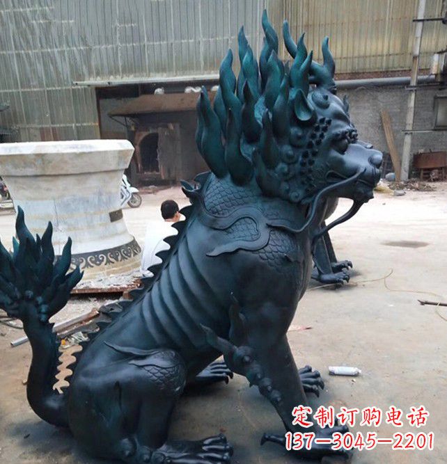 黄铜麒麟雕塑