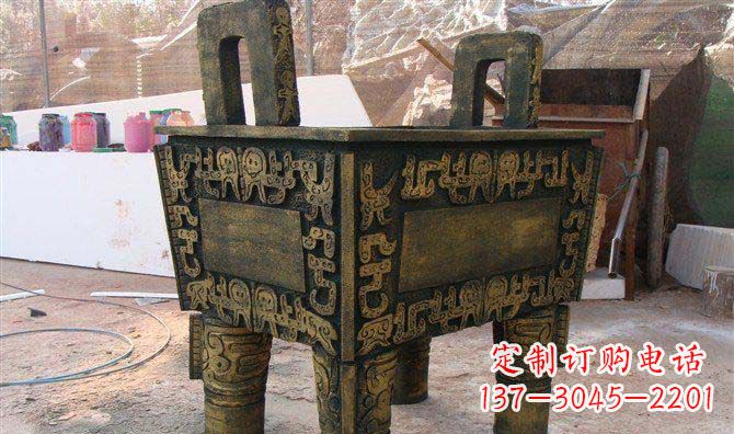 黄铜四足鼎广场铜雕