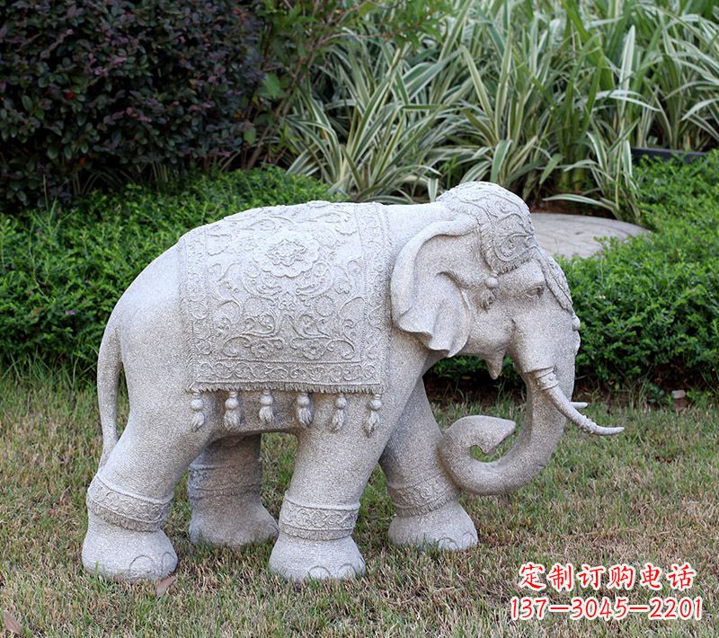吉祥大象石雕