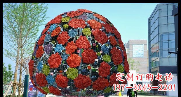 街边不锈钢绣球花景观雕塑