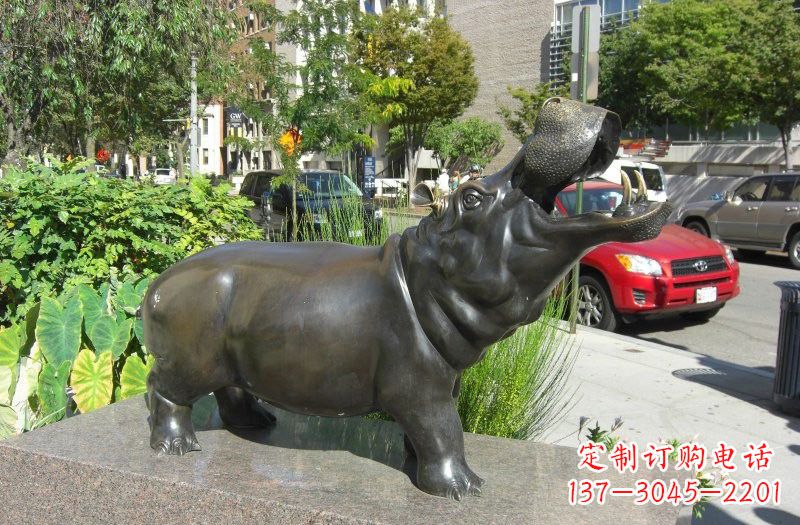 街边河马铜雕