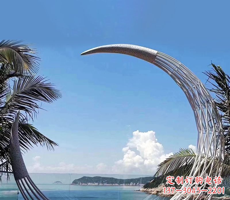 景区不锈钢镂空月亮雕塑