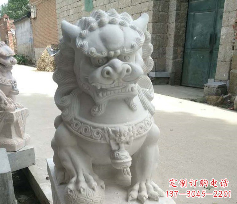 景区南方石狮子石雕