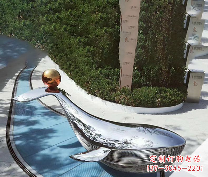 镜面不锈钢海豚雕塑