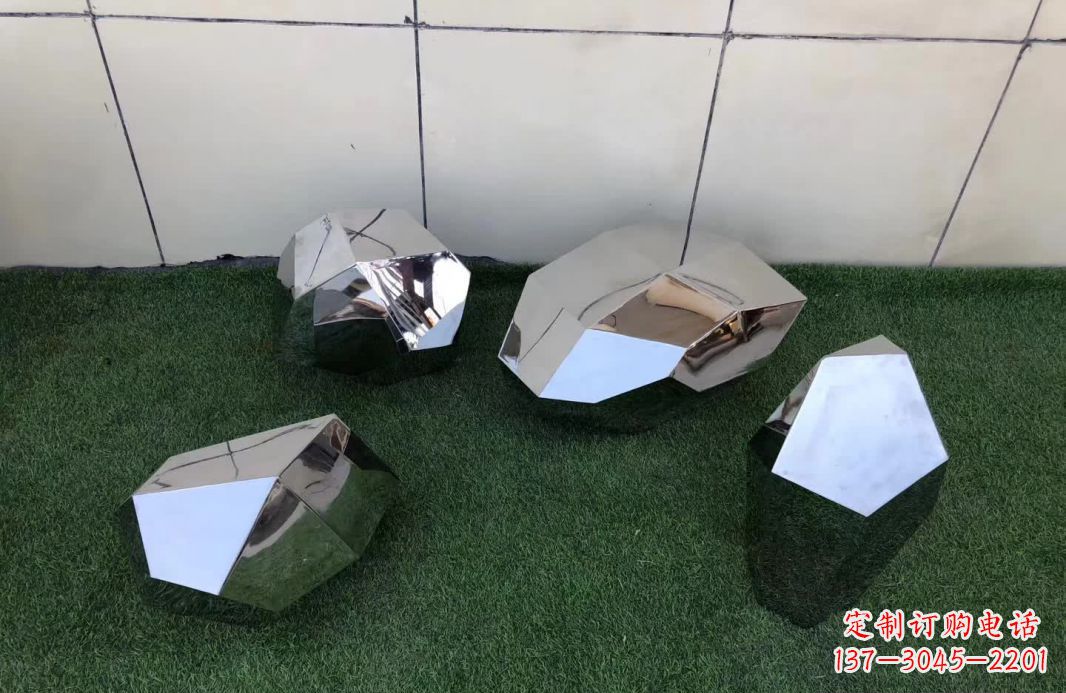 镜面不锈钢石头方块雕塑1