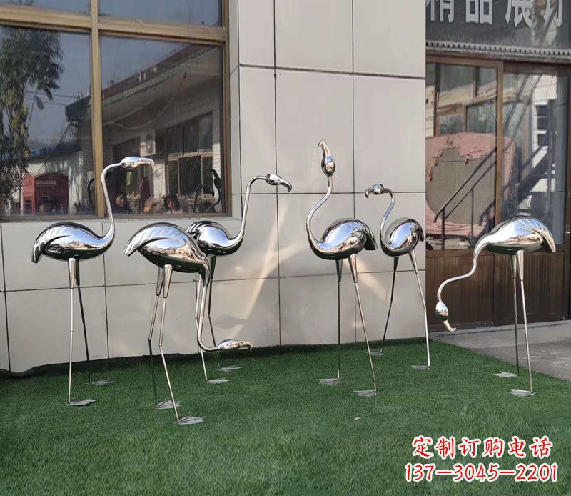 镜面不锈钢小区仙鹤雕塑