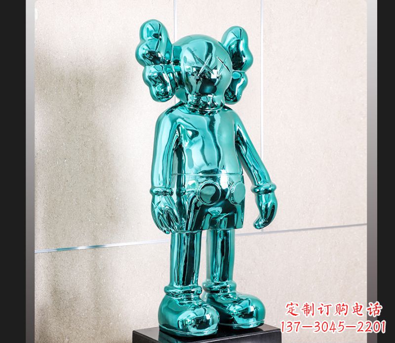 蓝色动漫不锈钢机器人雕塑