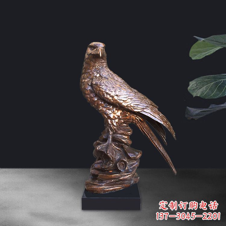 老鹰雕塑摆件