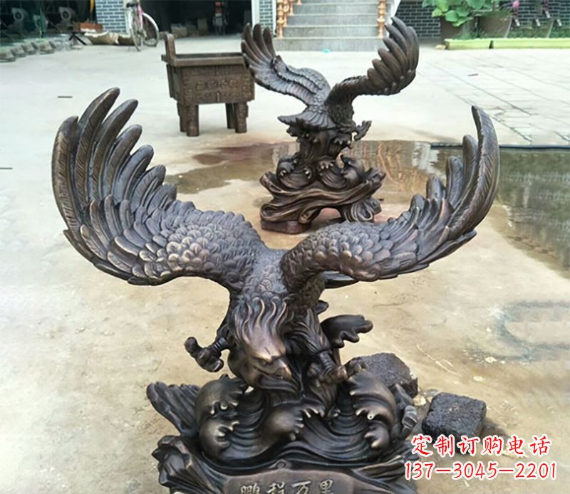 老鹰铜雕 (2)