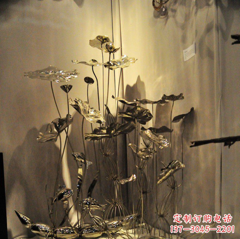 莲花和藕公园不-锈-钢-雕-塑-