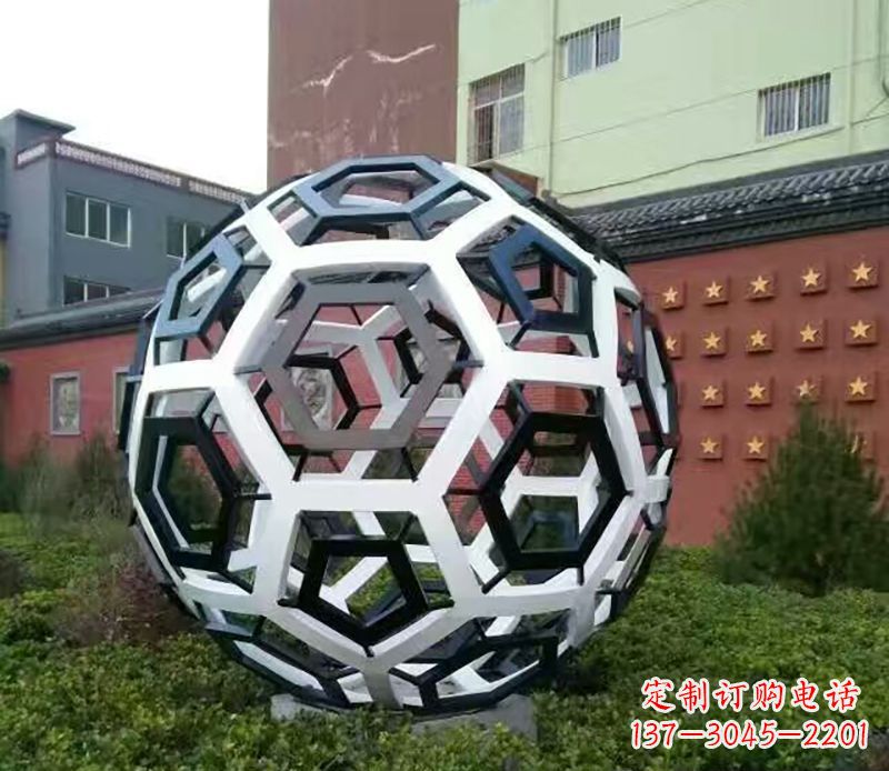中领雕塑定制足球公园不-锈-钢-雕-塑- 中领雕塑定制足球公园不锈钢雕塑