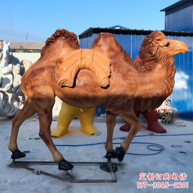 骆驼玻璃钢仿真雕塑