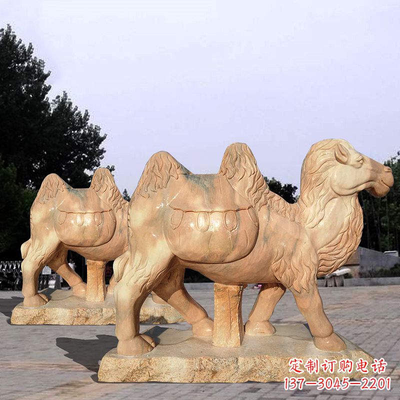 骆驼雕塑晚霞红石雕动物