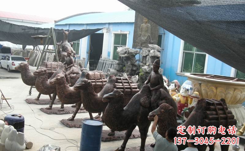 骆驼公园动物铜雕