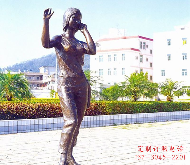 美女打电话广场景观铜雕 美女打电话广场景观铜雕