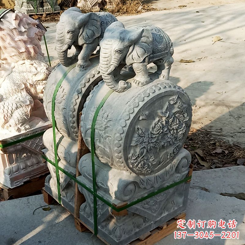 门墩石雕貔貅
