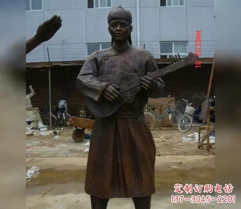 蒙古族男人演奏公园人物铜雕