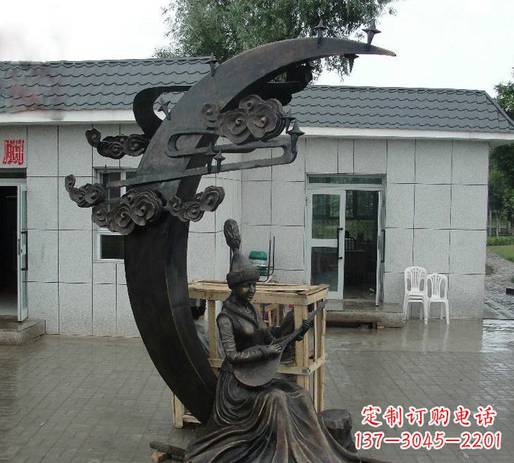 蒙古族人物弹琴铜雕