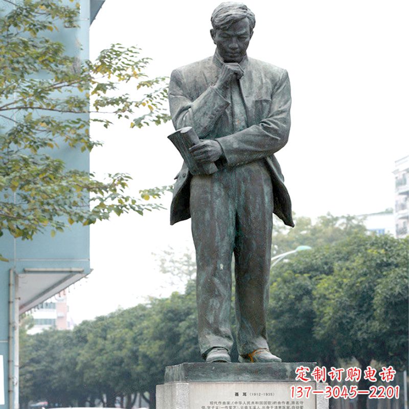 聂耳铜雕塑像