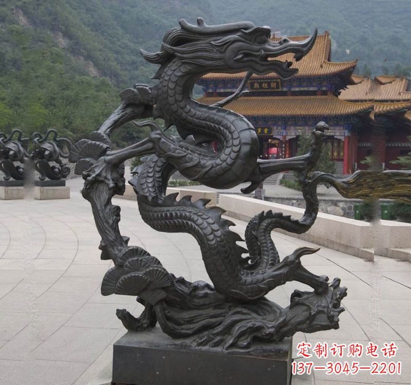 盘龙铜雕