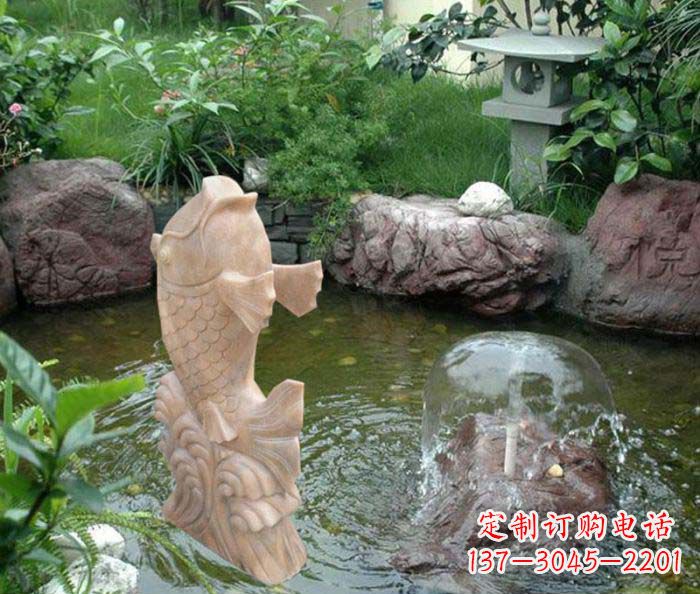 喷水鲤鱼晚霞红石雕